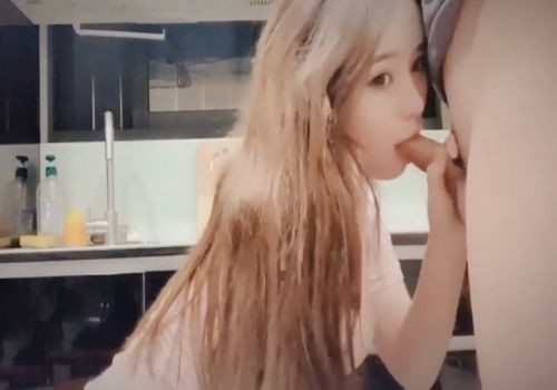 Em người yêu nứng lồn bú cặc Chịch cực phê anh zai sung sướng